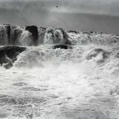 Willamette Falls , at Oregon City, Oregon
