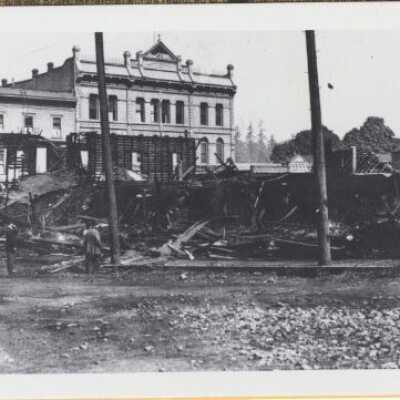 Oregon City Fire 4th and Main 1909