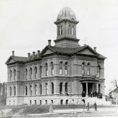 Oregon City 1885 - Clackamas County Courthouse