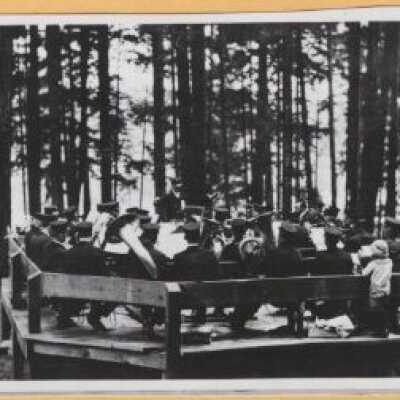 Canemah Park 1915 - Band Stand
