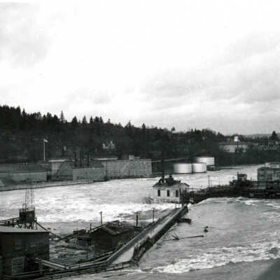 1943 Flood - Mills and Locks