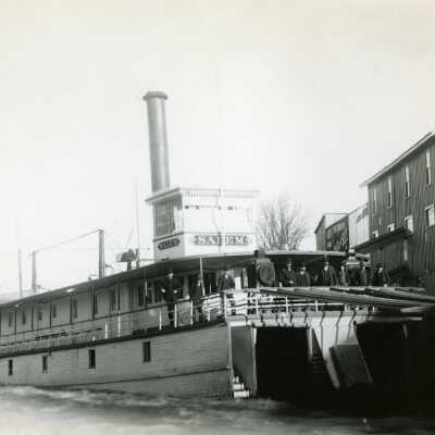 Steamboat "Salem" 1892 - 4th Street Dock Oregon City - Refloated after sinking