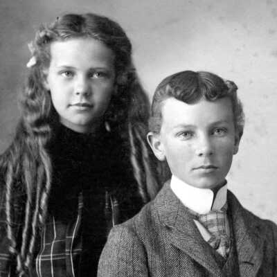 Claud and Bessie Davis.
