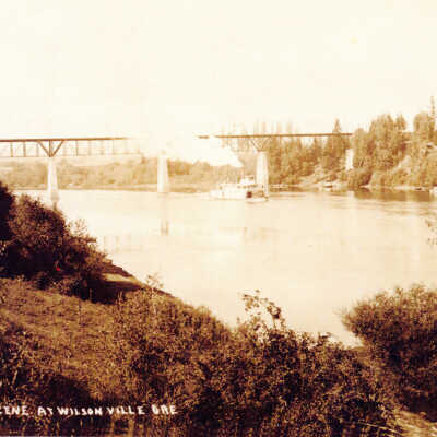 Wilsonville - Bridge and Steamboat on the Willamette River