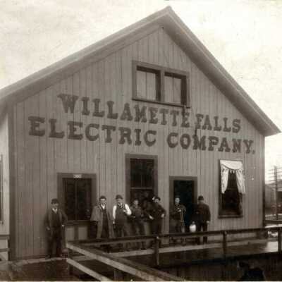 Portland Terminal of Willamette Falls Electric Company.: Origsize: 3" x 5"; Origformat: Print-Photographic