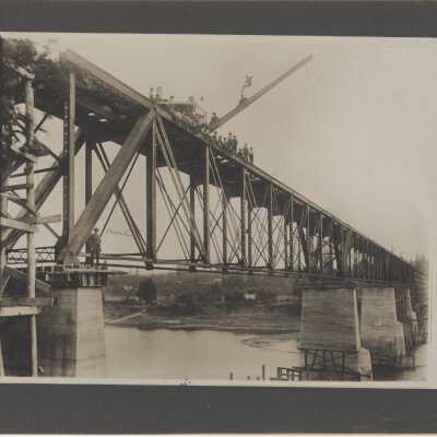 Railroad Bridge across Willamette at Wilsonville