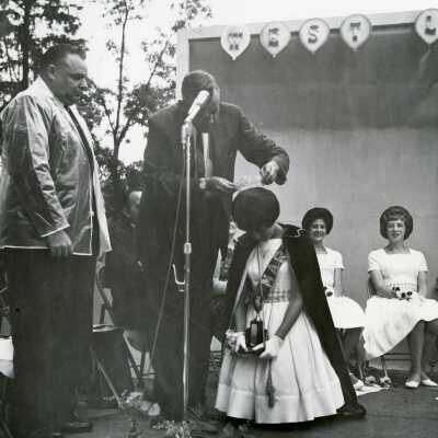 Governor Tom McCall Crowning Queen, West Linn