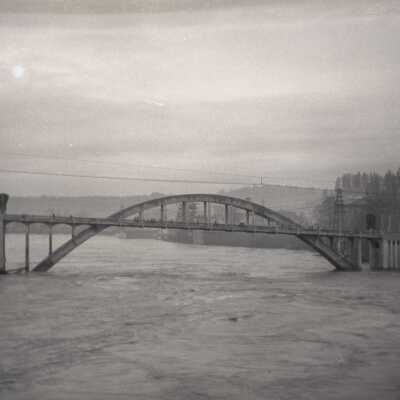 1922 Flood - Arch Bridge