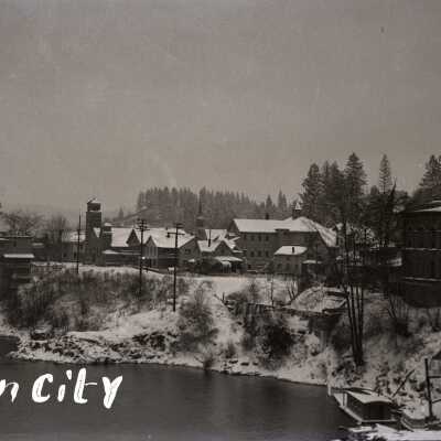 Oregon City from the Bridge.