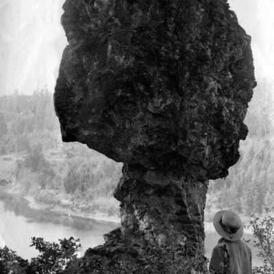 Coalca's Pillar 1900