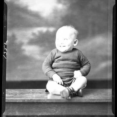Photograph of a baby for Mrs. Sam Hair - January 1930 - Negative