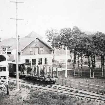 West Linn Railroad Station and City Hall