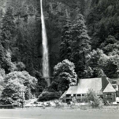 Multnomah Falls in the Columbia Gorge