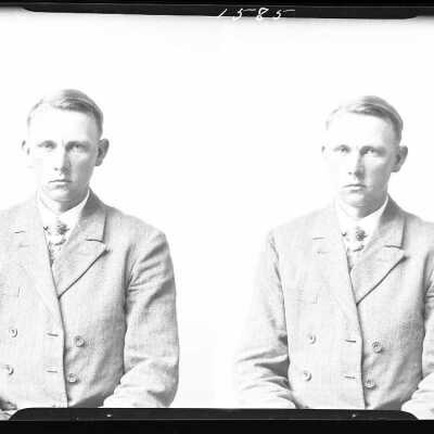 Photograph of a man for Hans Rathjen - April 1930 - Negative