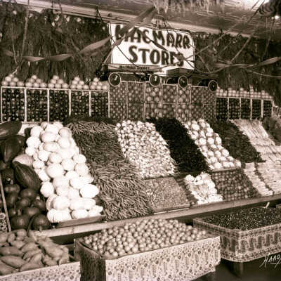 MacMarr Stores - produce display