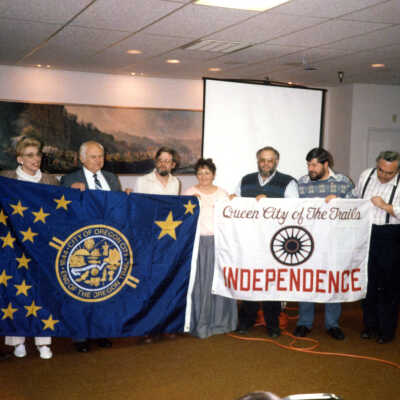 Teacher exchange program, Independence, MO and Oregon City, OR, 1989.: Copyright: Clackamas County Historical Society; Origsize: 3x5; Origformat: Print-Photographic