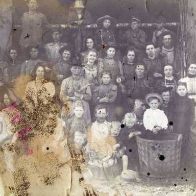 Large group photo of teasle pickers. Writing lists Grandpa Jones, Merdel Jo: Origsize: 8" x 10"; Origformat: Print-Photographic