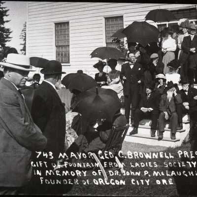 McLoughlin House Fountain Dedication