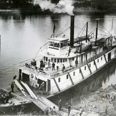 Steamboat "Modoc" 1907 - Wilsonville Landing