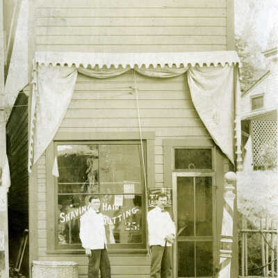 Oregon City - O.K. Barber Shop 1905
