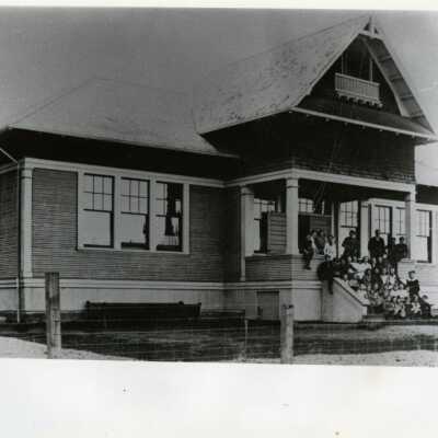 Unidentifed Building with Group of Children on Steps: Origsize: Canemah, May 1890; Origformat: Print-Photographic