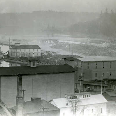Willamette Falls Boat Basin, Station "A", and mills.
