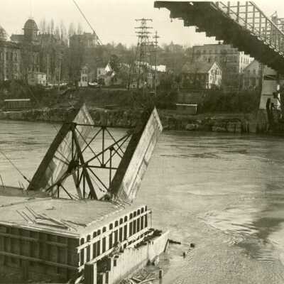 Construction on Arch Bridge, 1922.: Origsize: 8"x10"; Origformat: Print-Photographic