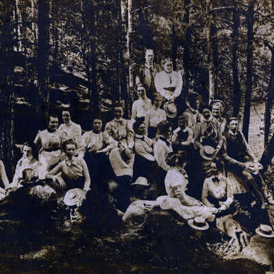 Gladstone 1901 - Chautauqua Park - Mrs. W.A. White's Sunday School Class