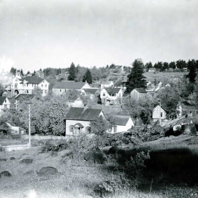 Oregon City 1890-1910 - Looking East from 11th and Washington Streets