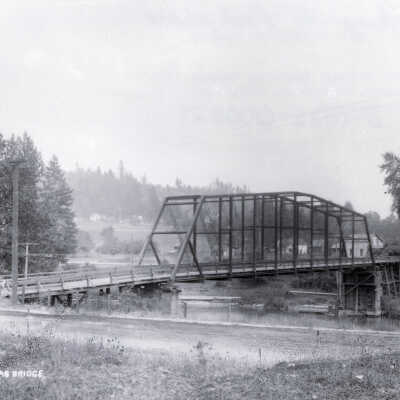 Gladstone 1910 - Bridge over Clackamas River