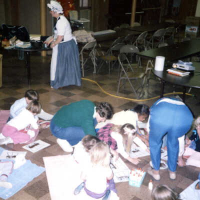 Teacher exchange program, Independence, MO and Oregon City, OR, 1989.: Copyright: Clackamas County Historical Society; Origsize: 3x5; Origformat: Print-Photographic