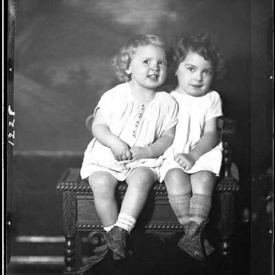 Photograph of two Children for H Hanson - November 1929