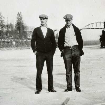 Frozen Willamette River Near Arch Bridge - 1930