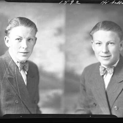 Photograph of a man for Kenneth Demming - April 1930 - Negative