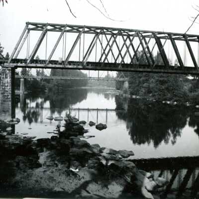 Railroad Bridge from Park Place to Gladstone