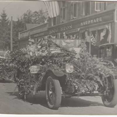 Decorated Vehicle - Main Street Oregon City Oregon - Parade - Unknown Date
