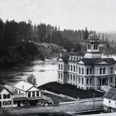 Oregon City 1886 - Courthouse at 8th and Main Street - Viewed from Bluff