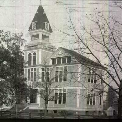 Milwaukie School 1907