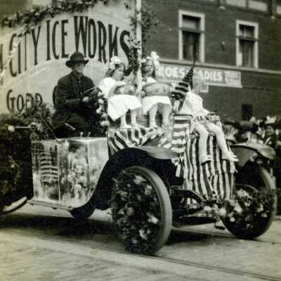 Oregon City Territorial Days 1915 - Parade