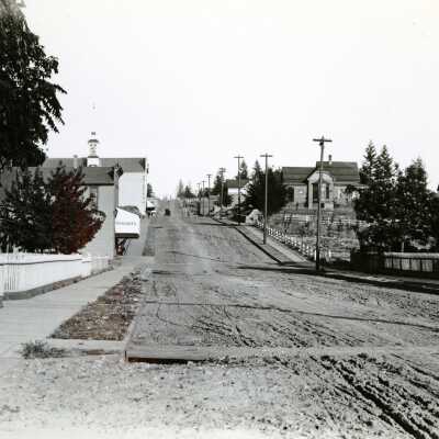 Looking East on 7th Street from Washington Street.
