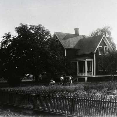 Cason-Cross House in Gladstone