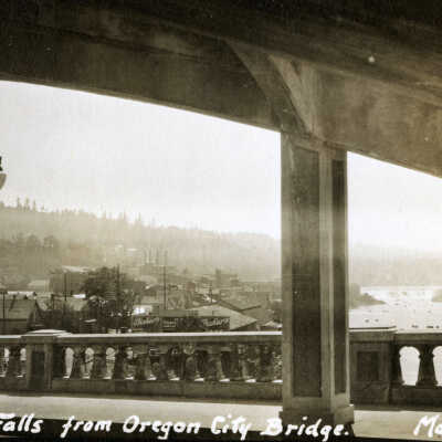 Arch Bridge over Willamette River 1923