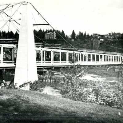 Oregon City/West Linn Suspension Bridge.