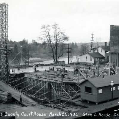 Clackamas County Court House: Copyright: Clackamas County Historical Society; Origsize: 5x7; Origformat: Other