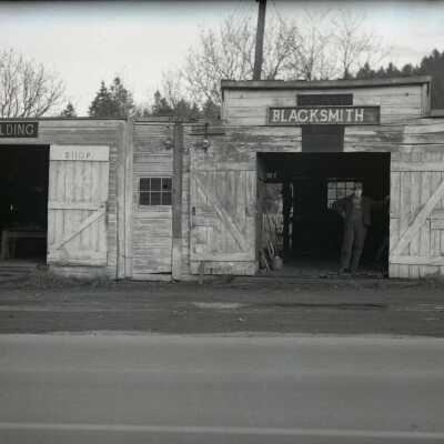 Dauchy Blacksmith Shop, Park Place.
