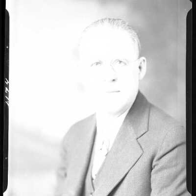 Photograph of a man for Mr. Hoen - March 1930 - Negative
