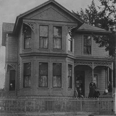 Dr. Charles Norris House, Oregon City.