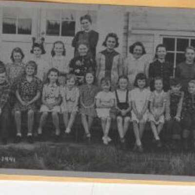 Carver School Students 1941 - 1st - 8th Grades - Carver, Oregon