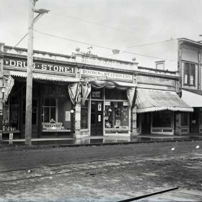Oregon City, Main Street