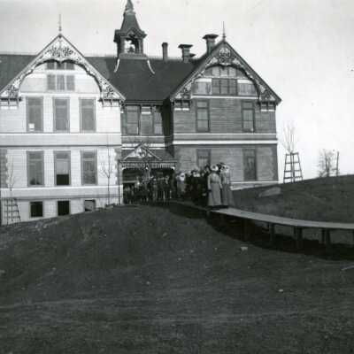 Park Place School and Boardwalk, 1903